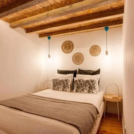 Portucale ! Santos Loft Mezzanine Lägenhet Lisboa